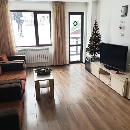Aparthotel Ski-to-door Access *